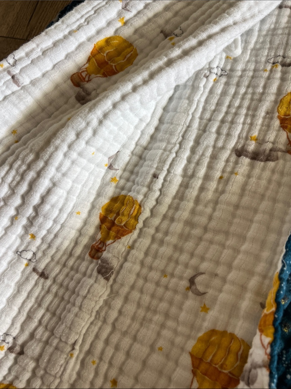 Reversible Muslin Robe - Picture 3 of 5